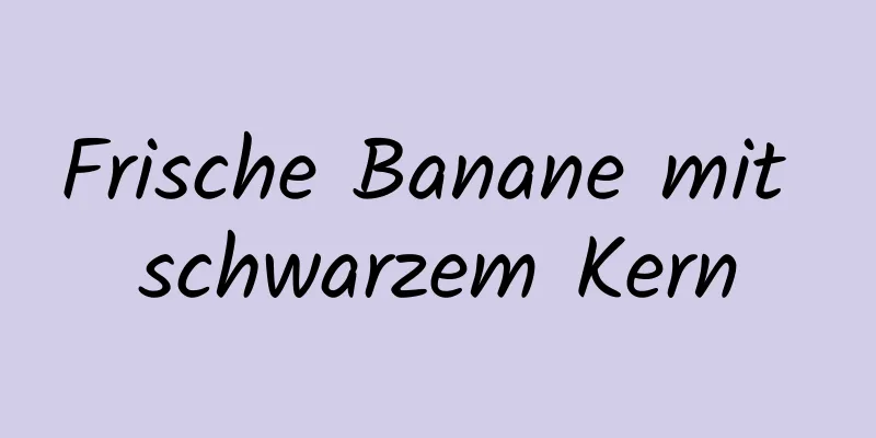 Frische Banane mit schwarzem Kern